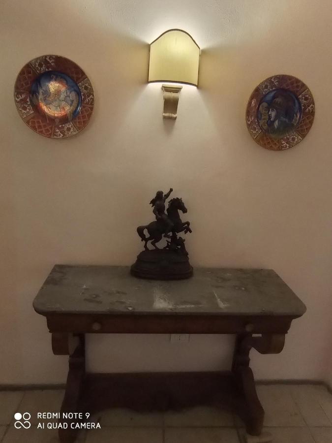 Hotel Trevi Palazzo Natalini エクステリア 写真