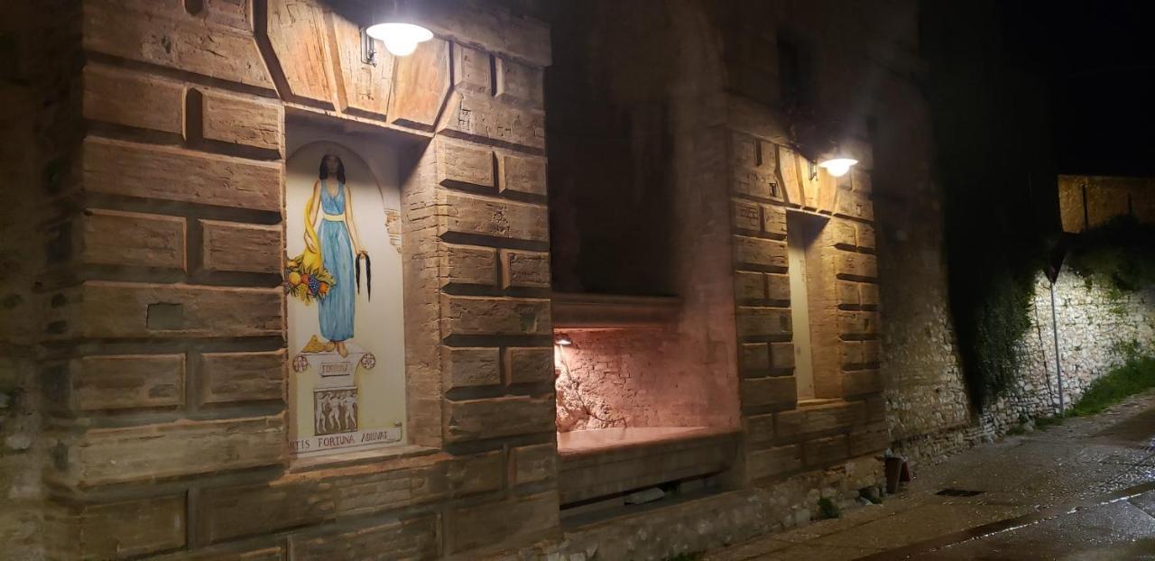 Hotel Trevi Palazzo Natalini エクステリア 写真