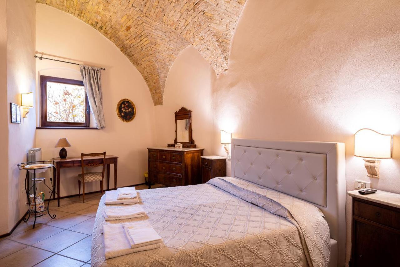 Hotel Trevi Palazzo Natalini エクステリア 写真