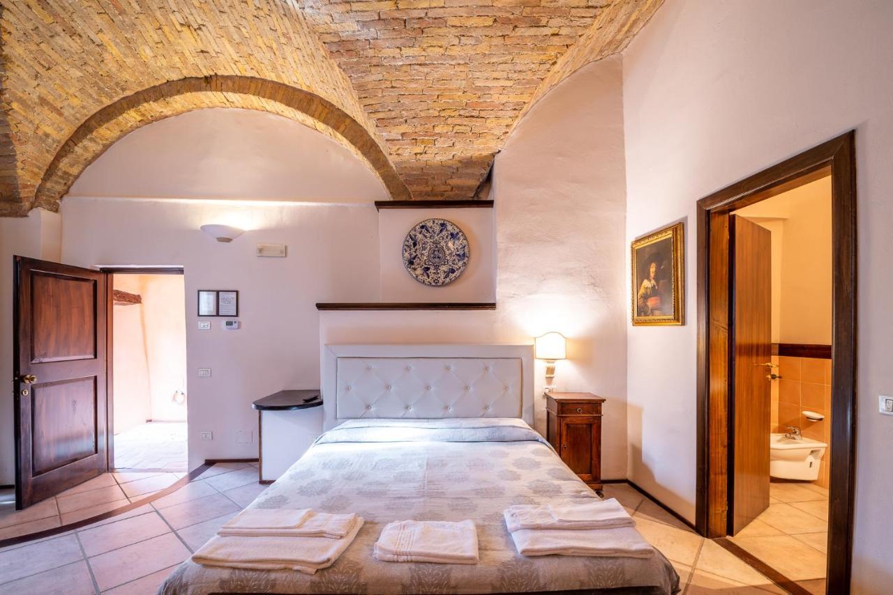Hotel Trevi Palazzo Natalini エクステリア 写真