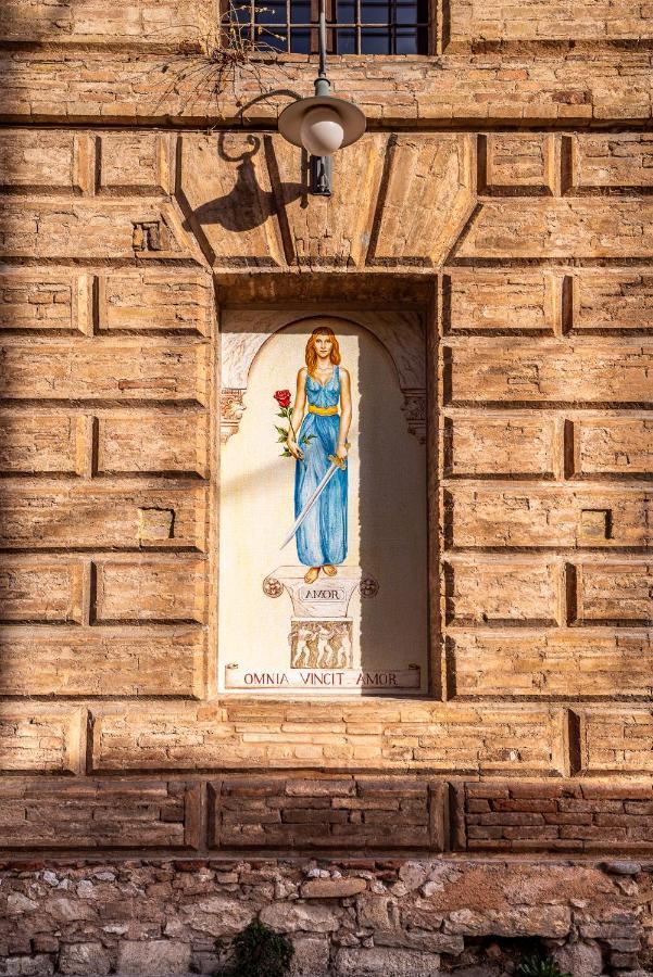 Hotel Trevi Palazzo Natalini エクステリア 写真