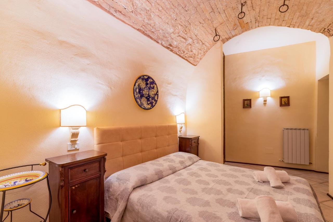 Hotel Trevi Palazzo Natalini エクステリア 写真
