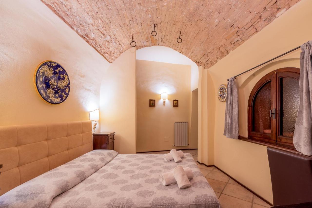 Hotel Trevi Palazzo Natalini エクステリア 写真